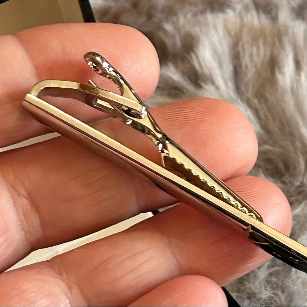 Gentleman black enamel silver plated cuff links tie bar boxed set